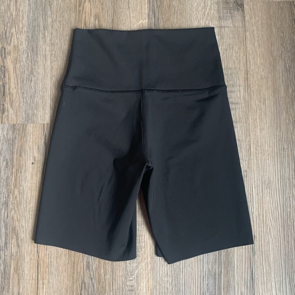 Aerie biker shorts - Picture 2 of 4